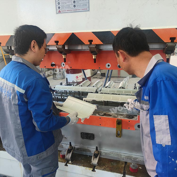 玻璃钢树脂仿古瓦成型机