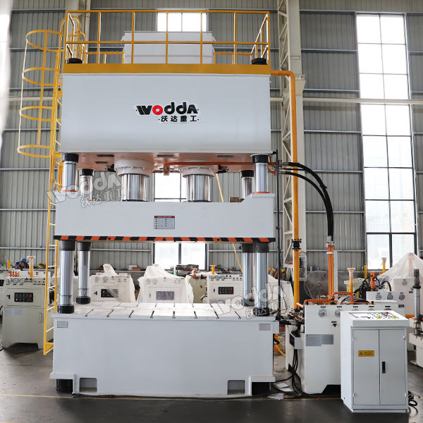 630吨四柱压力机