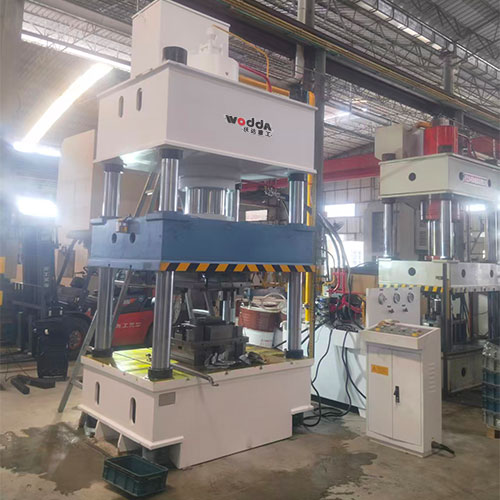 400吨汽车配件成型液压机