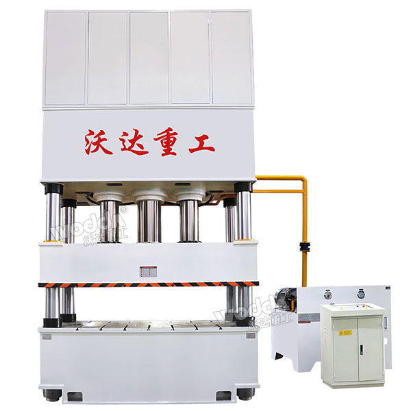 1000吨四柱压力机