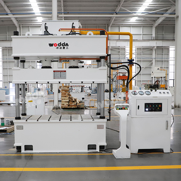 四柱液压机生产厂家