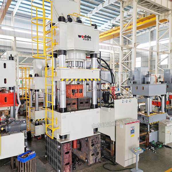 1000吨陶瓷粉末成型液压机