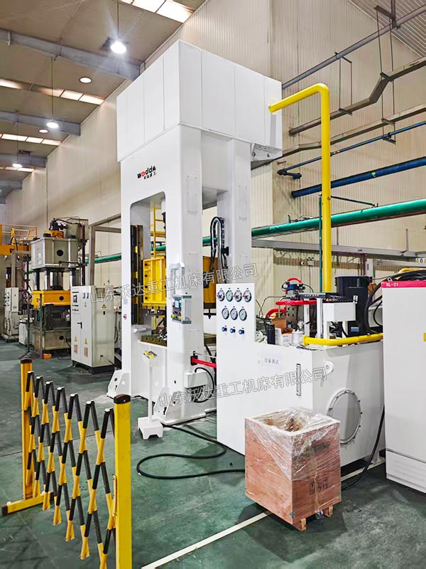 400吨框架式压力机冲压汽车配件试机 400吨框架式压力机冲压汽车配件试机