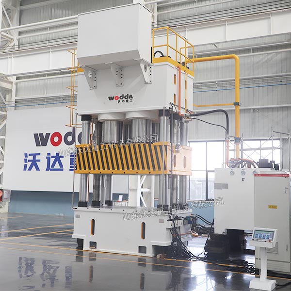 3000吨四柱压力机