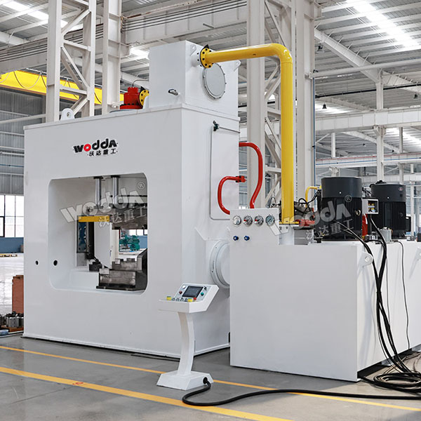 汽车凸轮轴热锻液压机试机 汽车凸轮轴热锻液压机试机