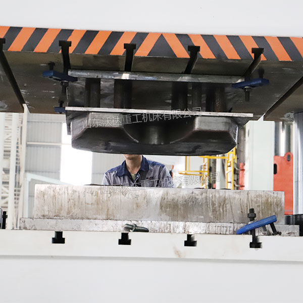 半挂车鞍座模具 半挂车鞍座模具