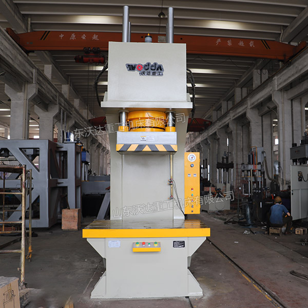 315吨单臂液压机