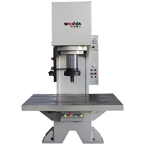 200吨单臂液压机