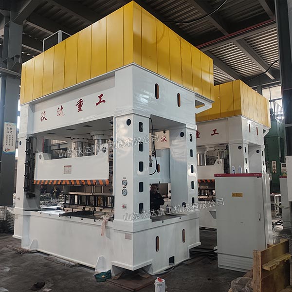 汽车内饰件液压机安装完成