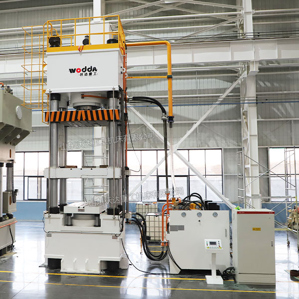 1000吨液压机 1000吨液压机