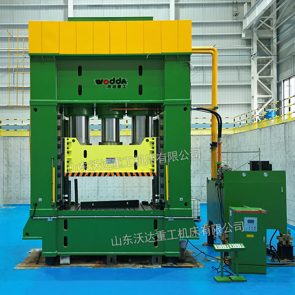 3000吨框架式液压机