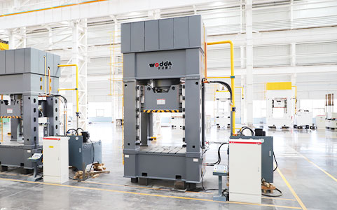 复合材料成型液压机对控制系统的要求