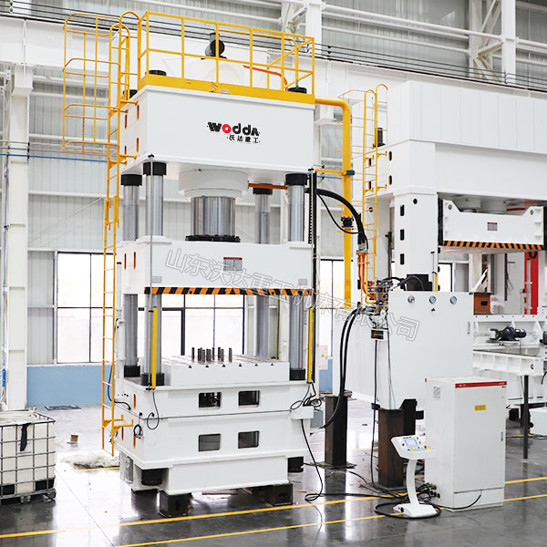 1000吨气瓶封头拉伸液压机