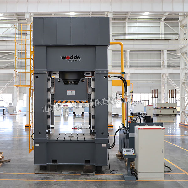 1000吨框架式液压机 1000吨框架式液压机