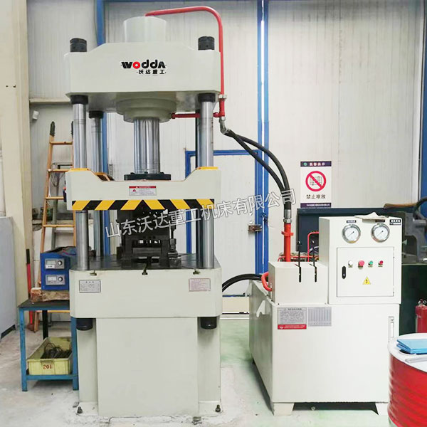 100吨热压塑料电器壳成型液压机