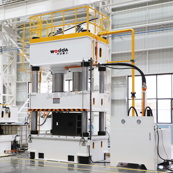 800吨三梁四柱液压机