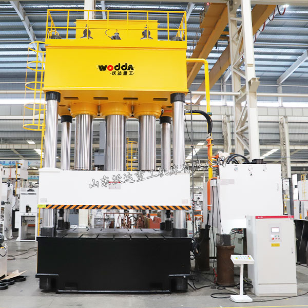 2000吨四柱液压机