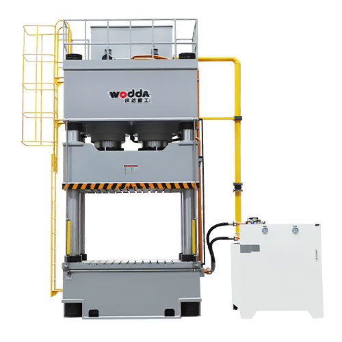 1500吨四柱液压机
