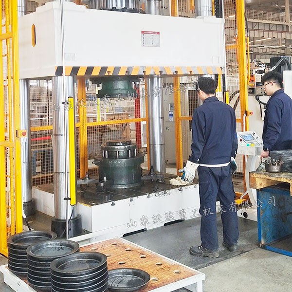 仪表阀门门盖拉伸成型