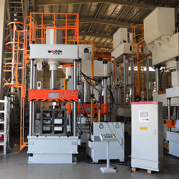 压铸件切边液压机