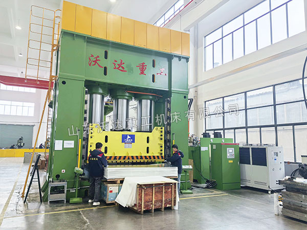 3000吨汽车配件成型液压机 3000吨汽车配件成型液压机