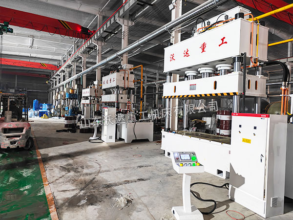 315吨热压成型液压机