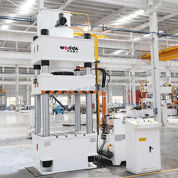 500吨三梁四柱液压机