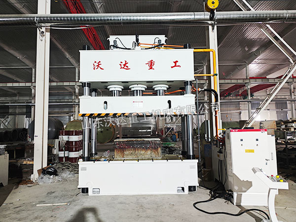 伺服315吨四柱液压机