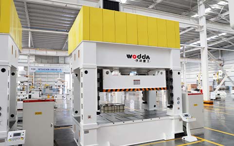 复合材料成型液压机的工作原理及适用范围