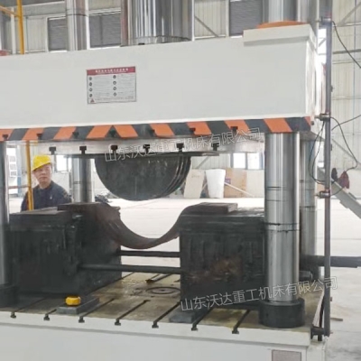 500吨金属抱箍冲压液压机