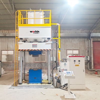 石英石水槽液压机