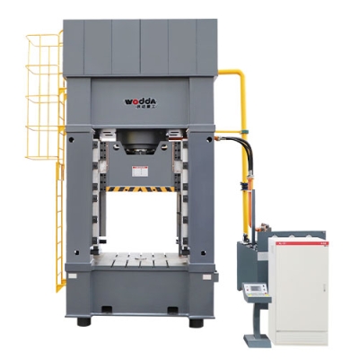 1000吨框架式液压机